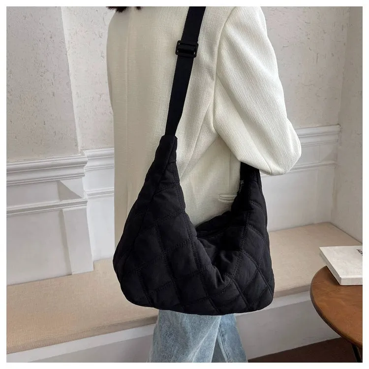 Canvas down Bag Female 2024 New Arrival Tide Fashion Shoulder Bag Quilted Tote Bag Easiest for Match Large-Capacity Crossbody Bag