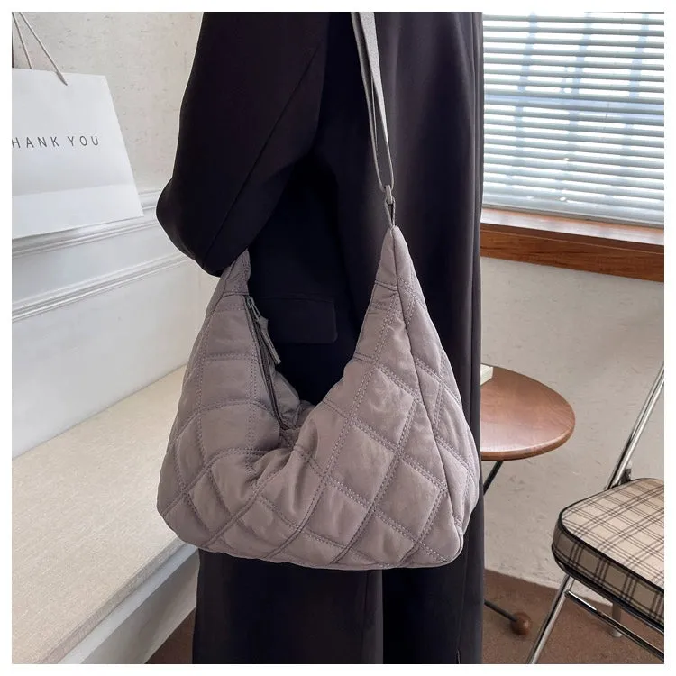 Canvas down Bag Female 2024 New Arrival Tide Fashion Shoulder Bag Quilted Tote Bag Easiest for Match Large-Capacity Crossbody Bag