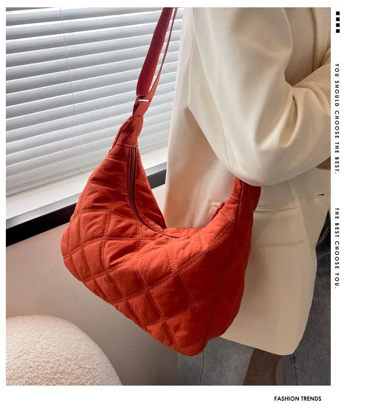 Canvas down Bag Female 2024 New Arrival Tide Fashion Shoulder Bag Quilted Tote Bag Easiest for Match Large-Capacity Crossbody Bag