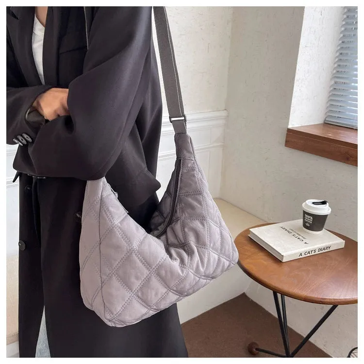 Canvas down Bag Female 2024 New Arrival Tide Fashion Shoulder Bag Quilted Tote Bag Easiest for Match Large-Capacity Crossbody Bag