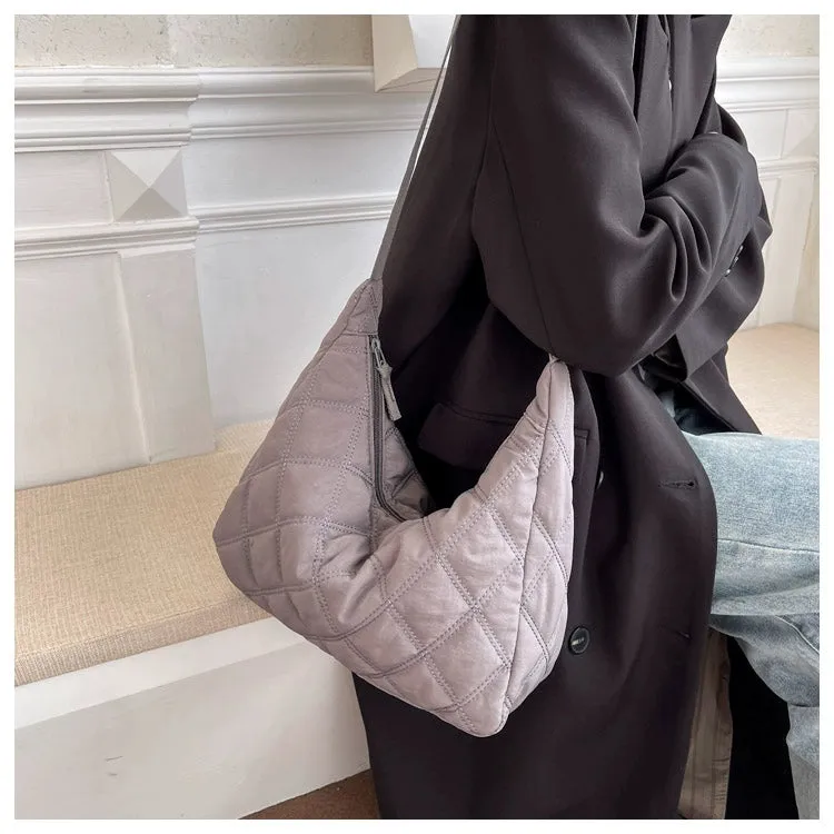 Canvas down Bag Female 2024 New Arrival Tide Fashion Shoulder Bag Quilted Tote Bag Easiest for Match Large-Capacity Crossbody Bag