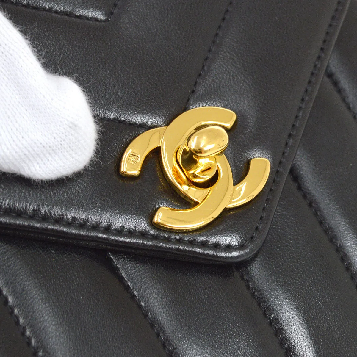 Chanel 1991-1994 Black Lambskin Chevron Letter Flap Bag Small 14355