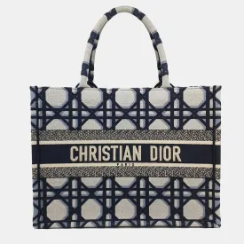 Christian Book Tote Handbag 36 M1296