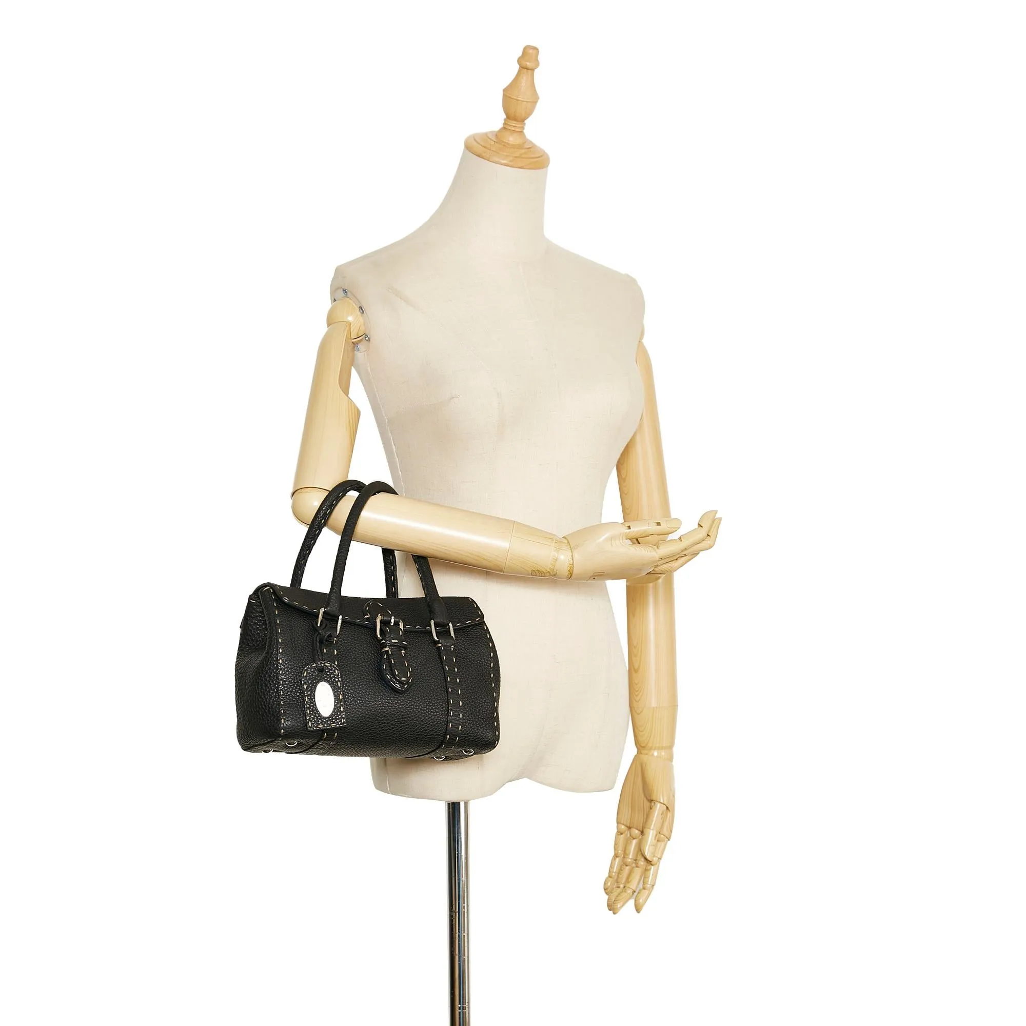Fendi Selleria Linda (SHG-IhCiUs)