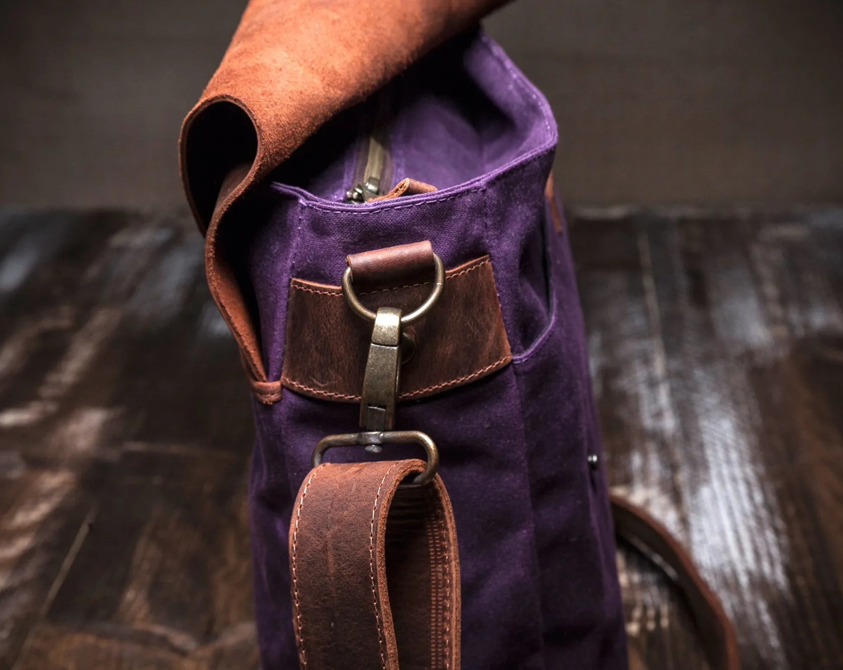 Messenger Bag Purple