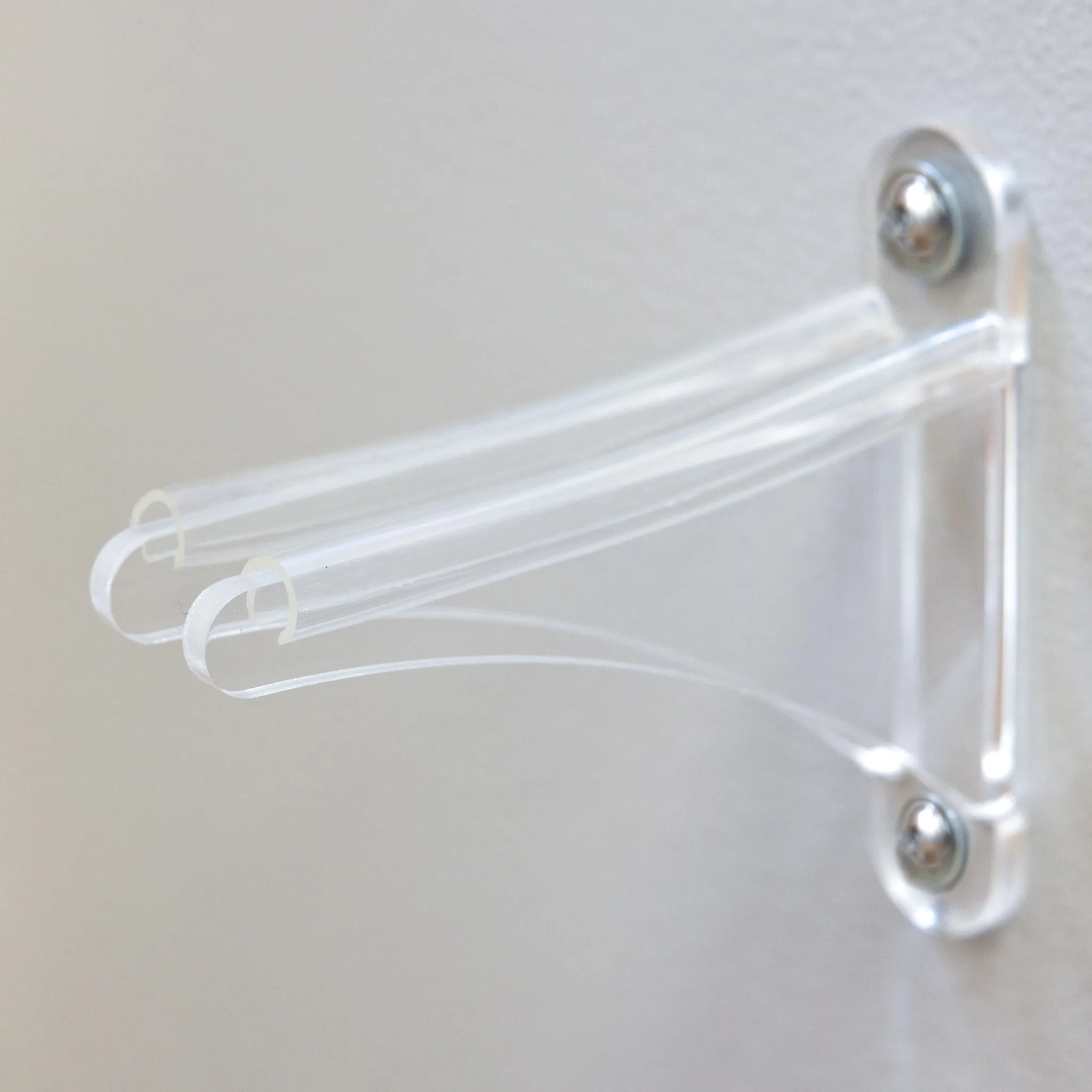 Summit Clear Acrylic Ski Wall Rack